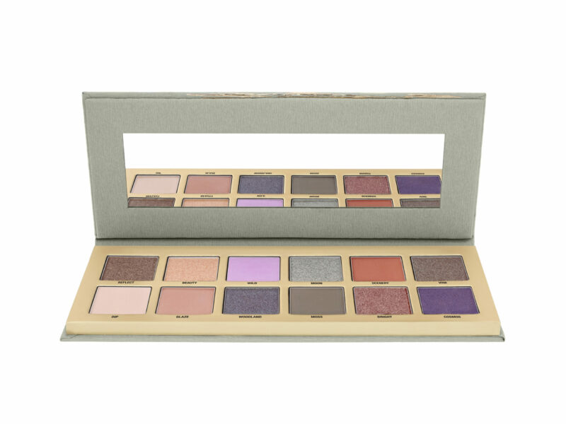 MOONGLADE EYESHADOW PALETTE