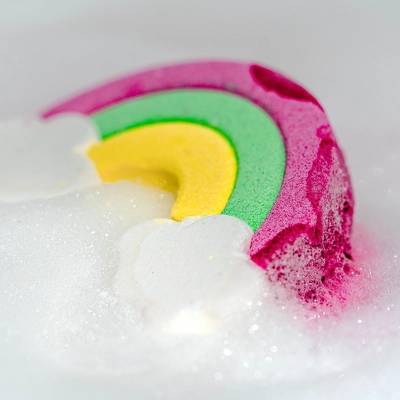 UNICORN DREAMS Rainbow Bath Bomb Martinelia