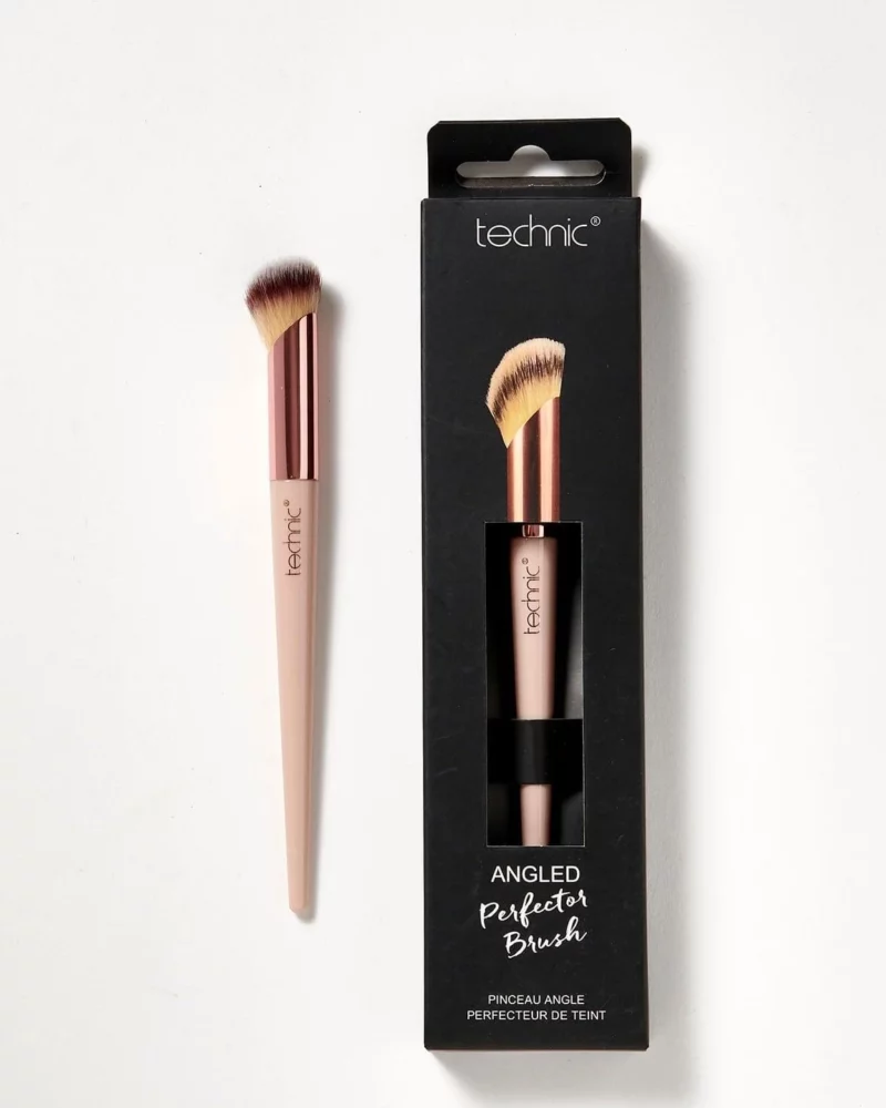 TECHNIC Angled Perfector Brush λοξό πινέλο ακριβείας